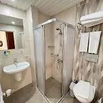 Kleopatra Ada Hotell
