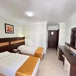 Hotell Kleopatra Ada 4*
