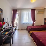 Kleopatra Ada Szálloda 4*